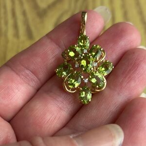 14k Peridot and Diamond 💎 Pendant(Enhancer)